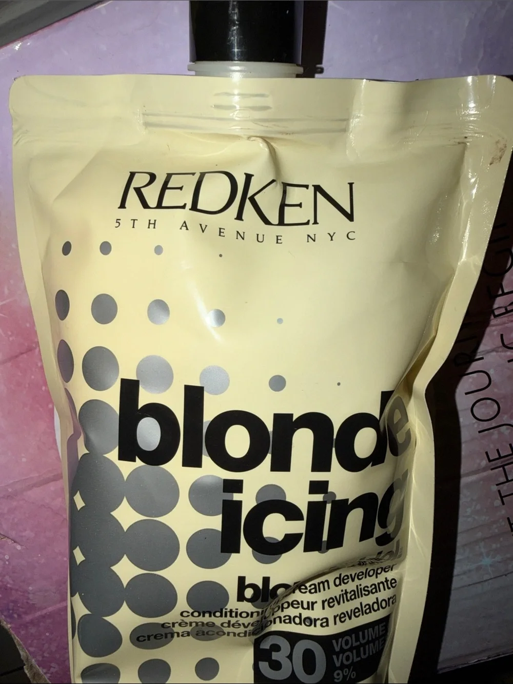 Redken Blonde Icing Conditioning Cream Developer